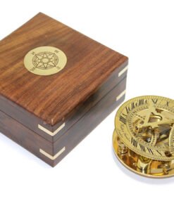 TTT Ahşap Kutulu Pirinç Güneş Saati Ve Pusula Modeli