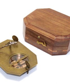TTT Ahşap Kutulu Pirinç Pusula Model 6
