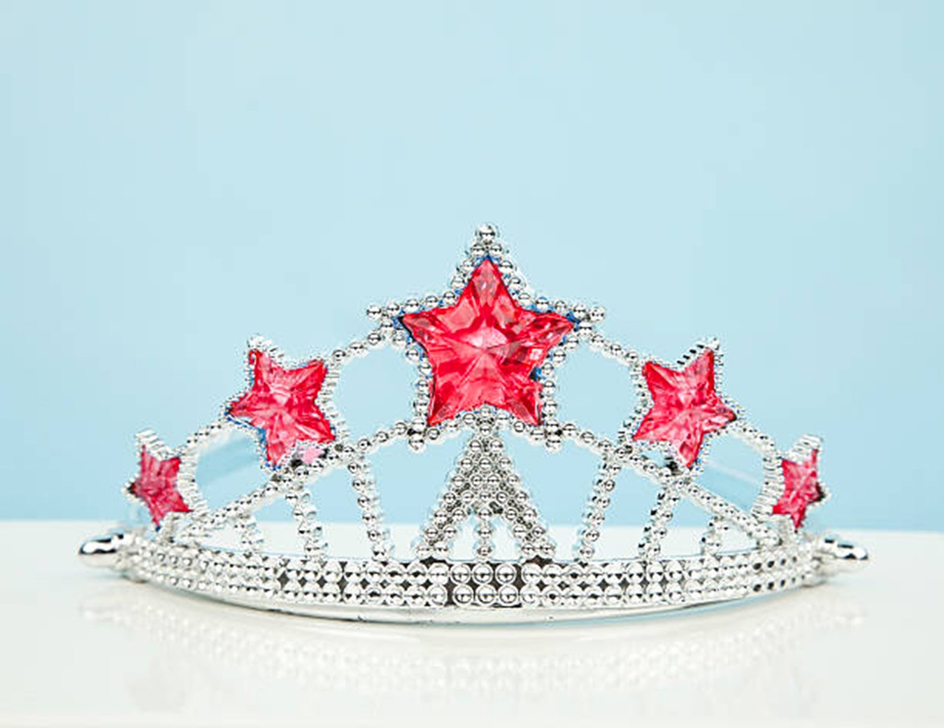 TTT Kırmızı Yıldız Taşlı Plastik Elsa Tacı Çocuk Boy