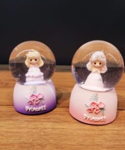 TTT Küçük Boy Işıklı Kar Küresi Prenses Figürlü