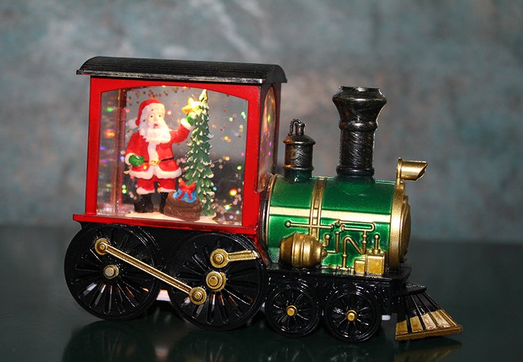 TTT Trenli Yılbaşı Işıklı Kar Küresi Model 1